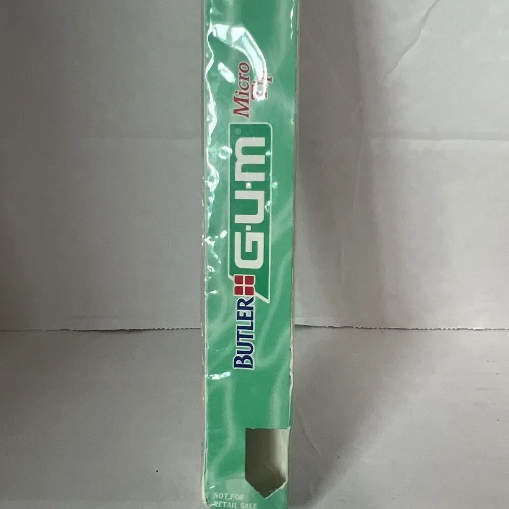 Butler Gum Toothbrush #475 Sensitive‎ Compact Head